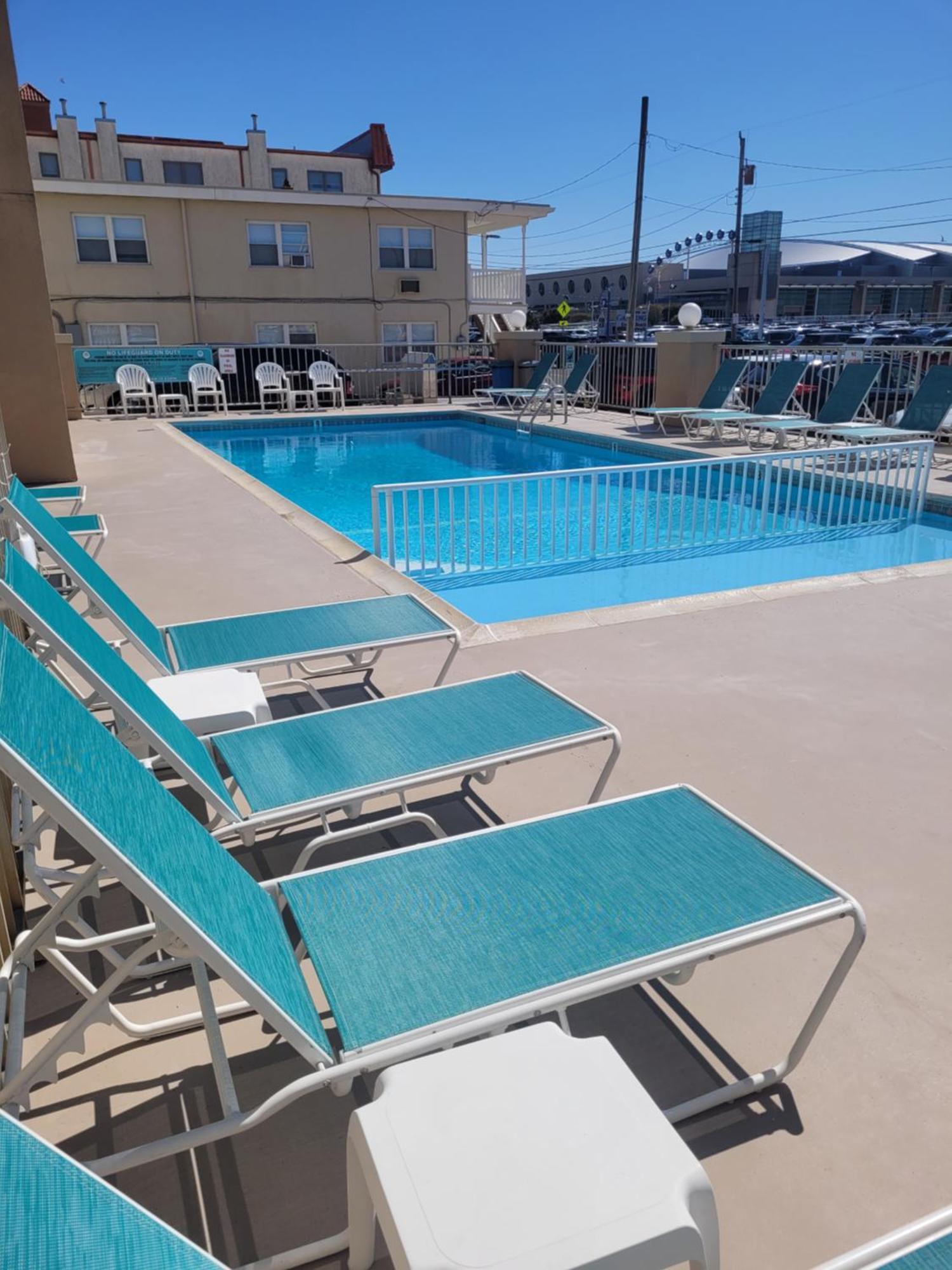 Aquarius Oceanfront Inn ไวลด์วูด ภายนอก รูปภาพ